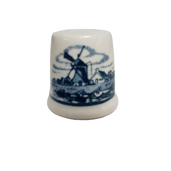 Vintage Delft Blue Porcelain Thimble Windmill Holland Farmhouse Country Dutch - Picture 2 of 16